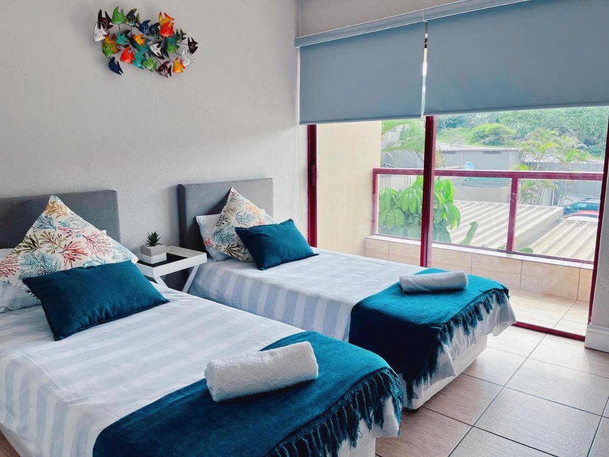 Escape To An Oceanview Vacation Home In Umdloti Beach Bagian luar foto