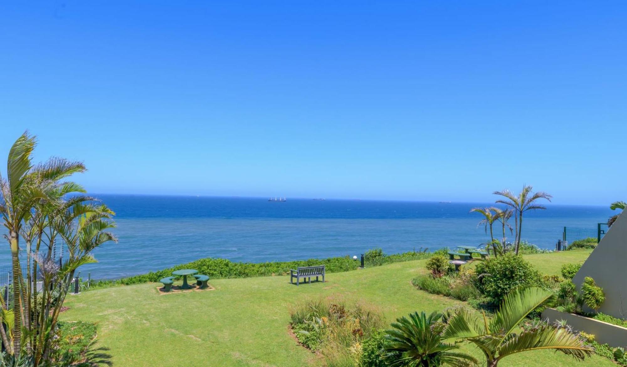 Escape To An Oceanview Vacation Home In Umdloti Beach Bagian luar foto